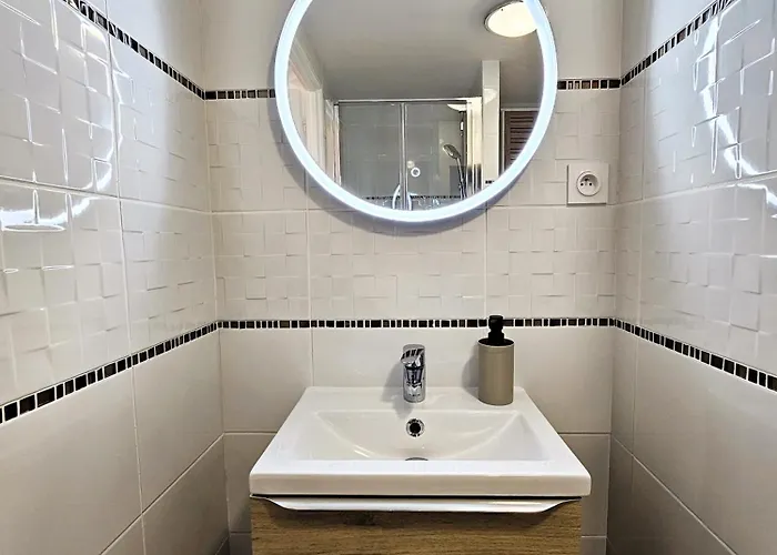 Apartment Confort ! Ville, Climatisation, Parking, Wifi, Calme, Tv