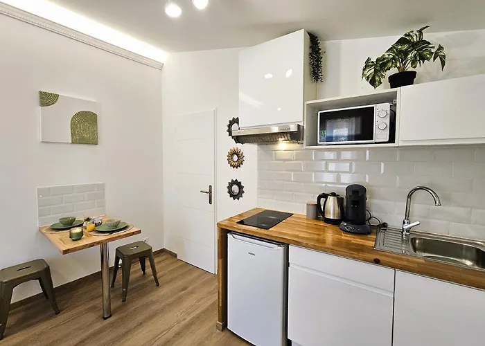 Confort ! Ville, Climatisation, Parking, Wifi, Calme, Tv *